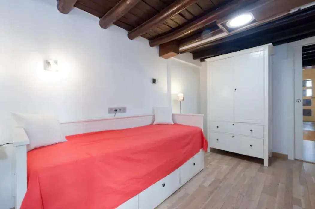 Holiday home Tu Casita En El Corazon De Granada Villa